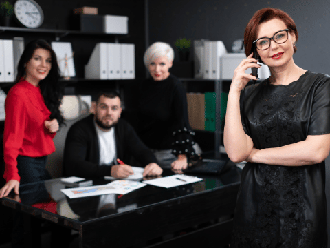 kto ma większe uprawnienia adwokat czy radca prawny