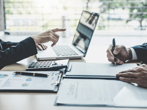 Ceny transferowe w praktyce – porównanie metod ustalania cen i ich wpływ na wynik podatkowy firmy